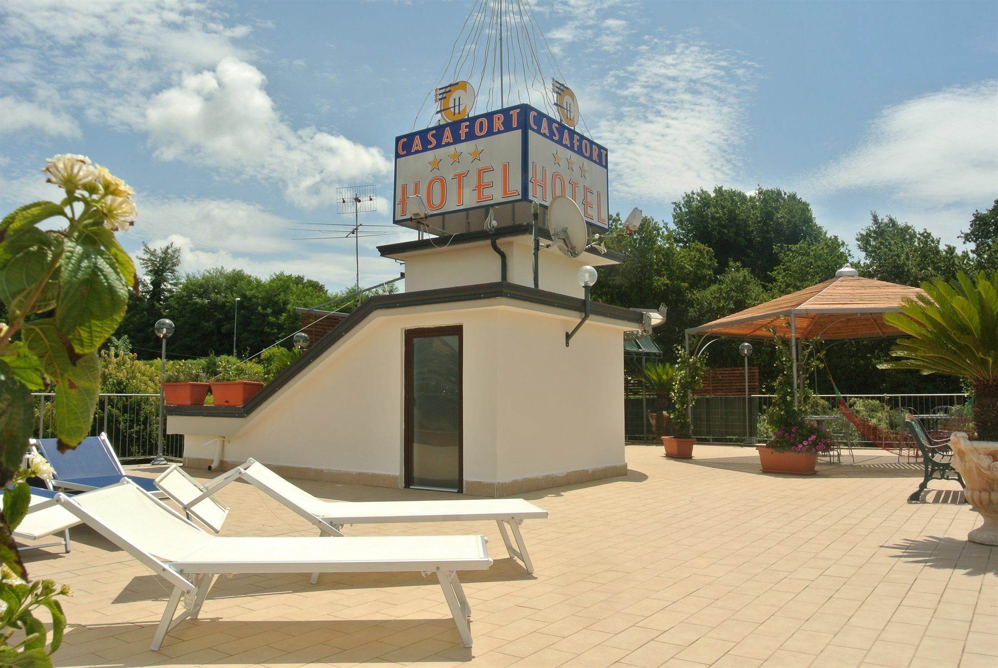 Hotel Casafort يوتْسْوولْ المظهر الخارجي الصورة