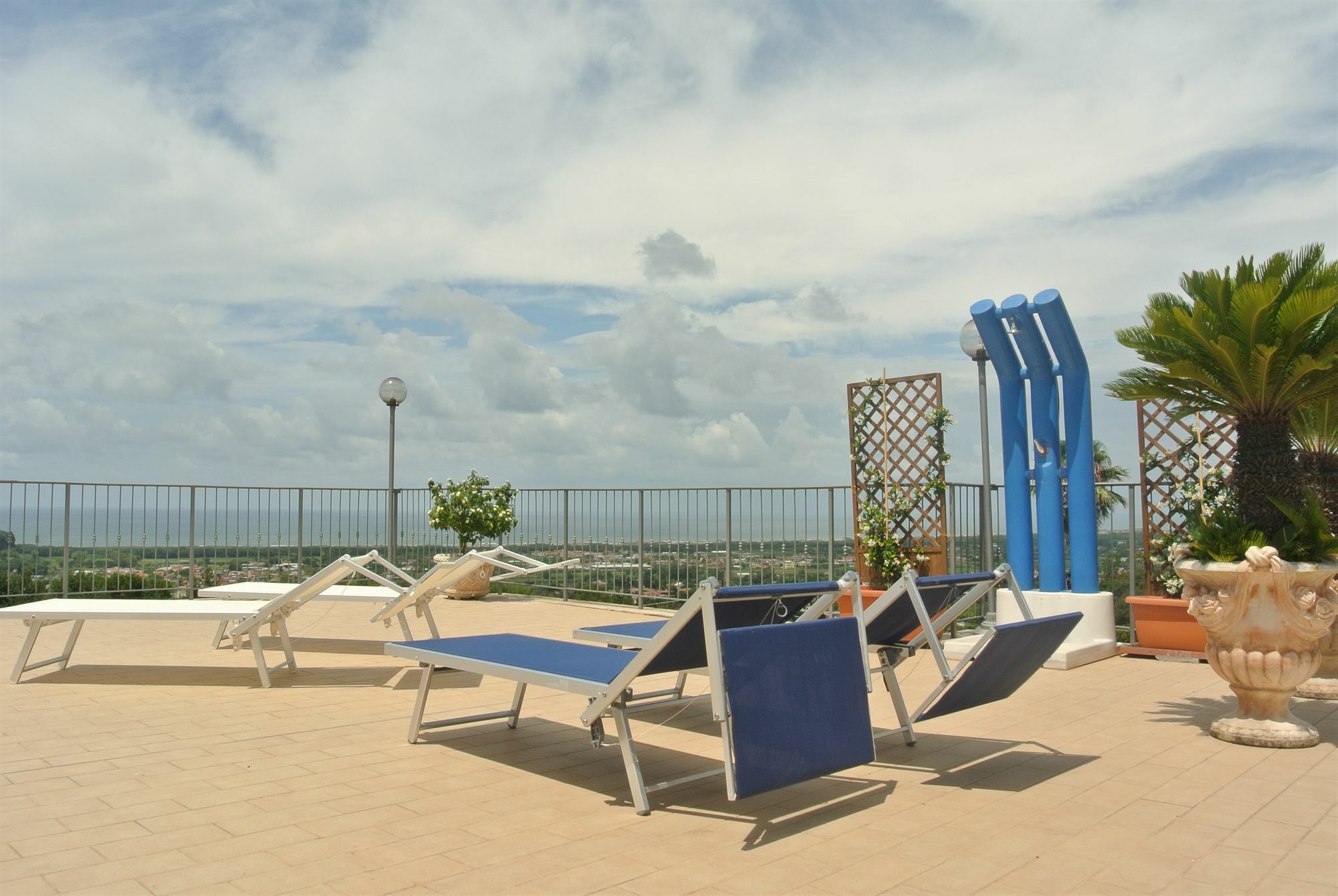 Hotel Casafort يوتْسْوولْ المظهر الخارجي الصورة